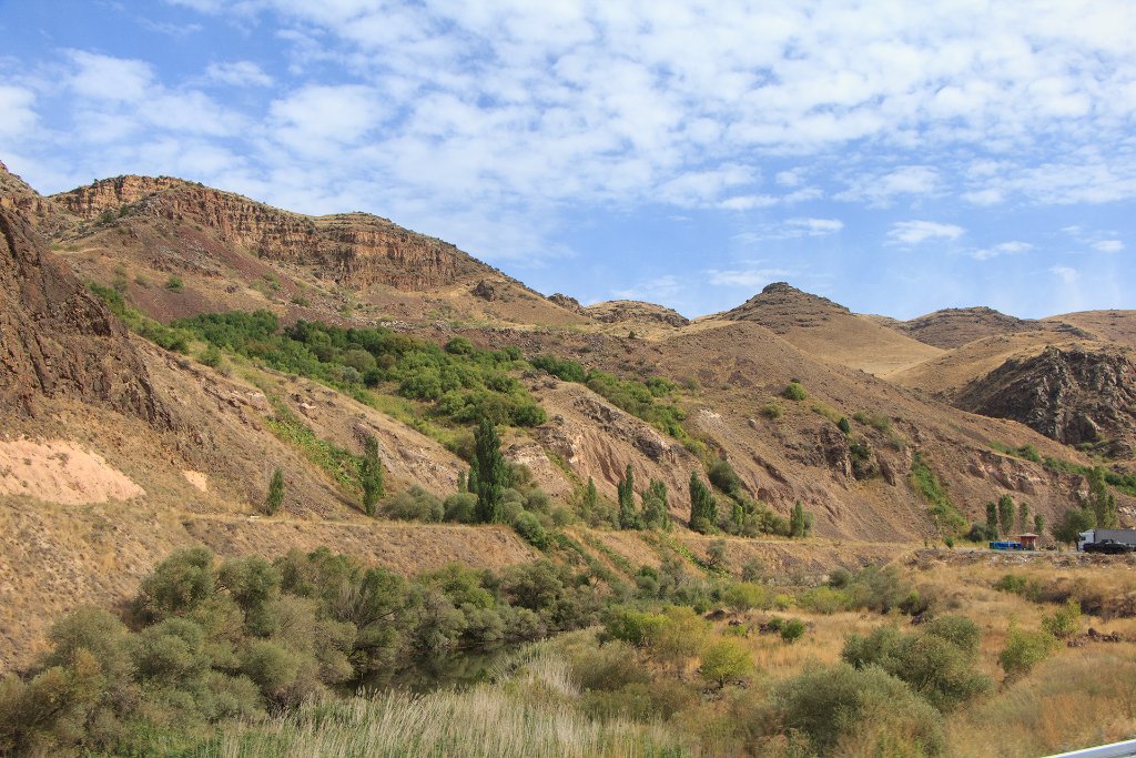 02-Landscape along the road E691 to Kars.jpg